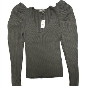 EXPRESS - black v neck ribbed puff sleeve sweater